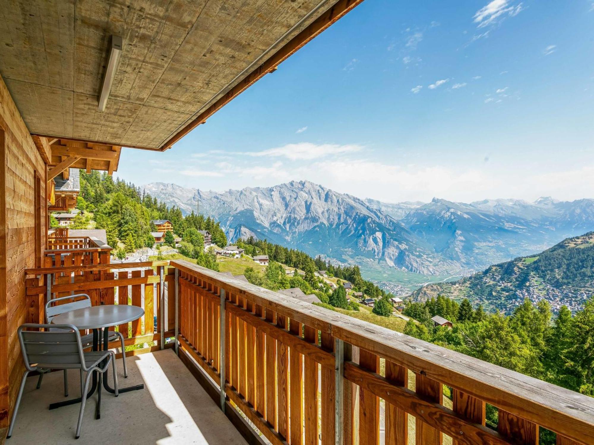 Apartment T-Resort La Tzoumaz 3P6 Vue Vallee By Interhome Luaran gambar